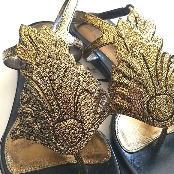 Alexander McQueen Gold Leaf Flat Sandals EU 36.5 - Picture 3 of 7